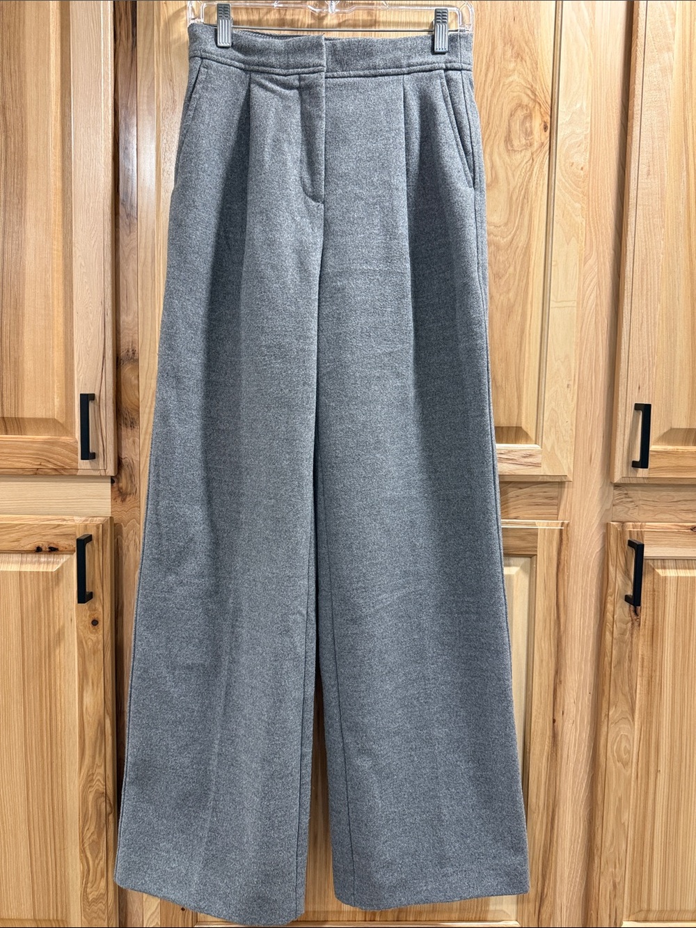 Babaton Aritzia Women’s Sz 4 Wide-Leg High-Rise Gray Wool-Blend Business Trouser
